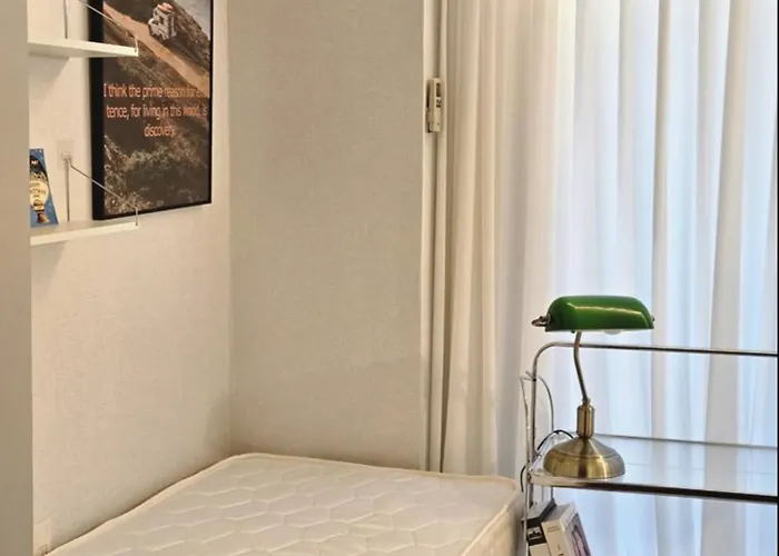 42hongdae Station Area, Yeonnam, Hongdae Street, 15 Minutes From Itaewon, Single Accommodation, Fully Furnished Appartamento *